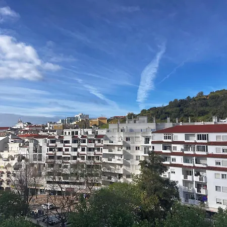 Ilumina Hostel Albufeira Проживание в семье Албуфейра
